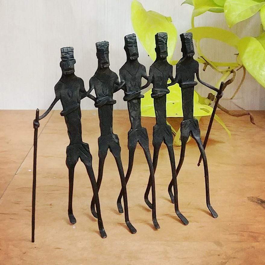 Goti Aadmi: 5