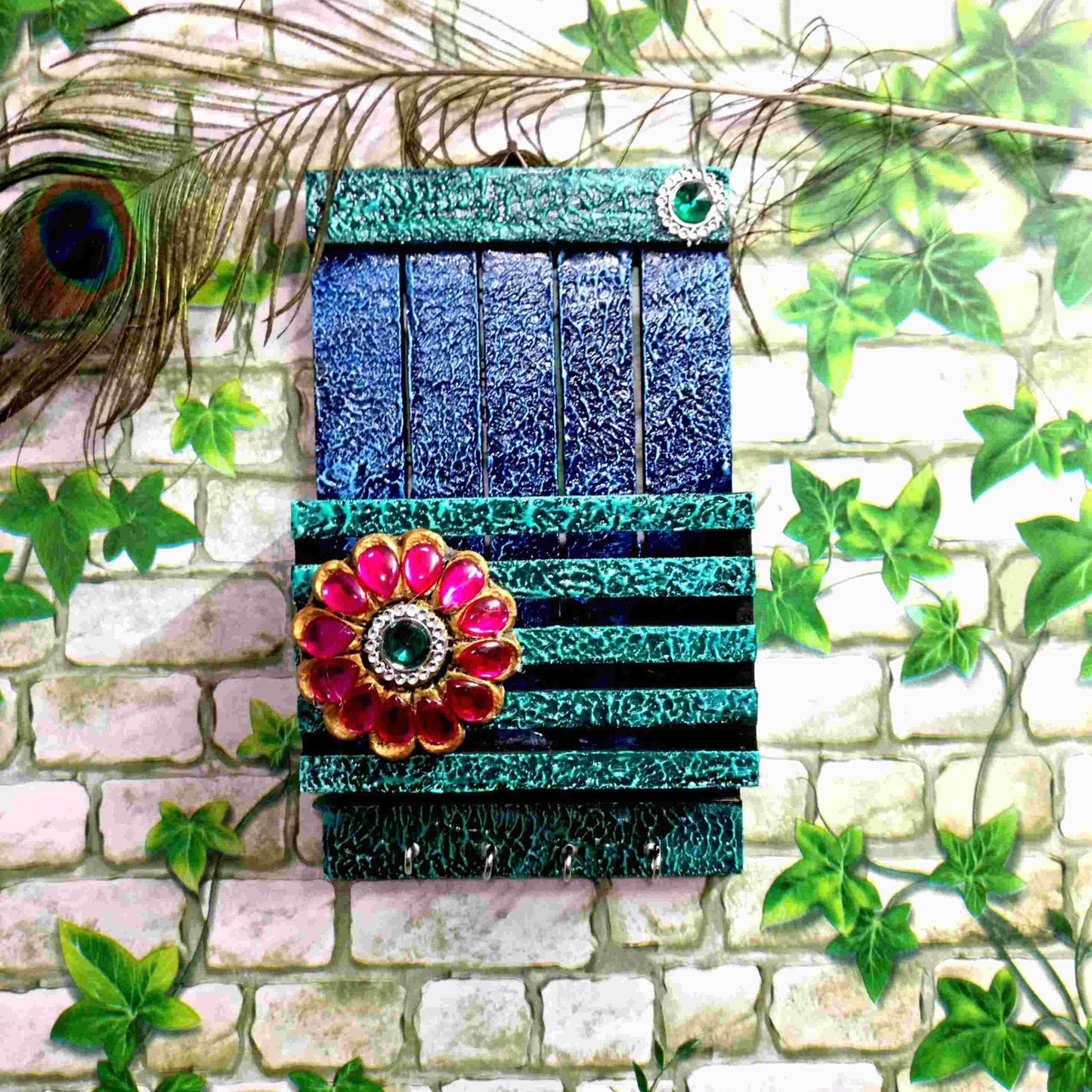 Pratibha Art Wall Decore Wooden Mobile and Key Holder